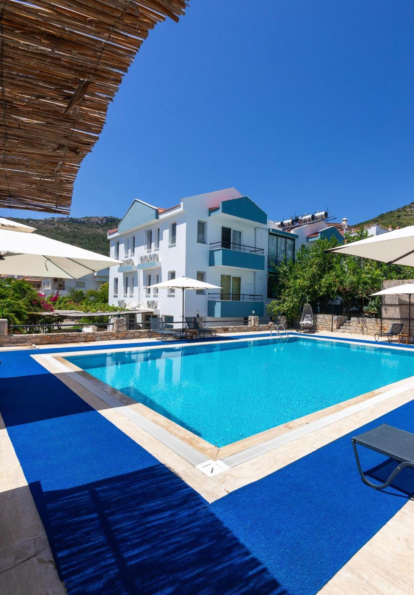 Oezguem Suite Otel Датча Екстер'єр фото