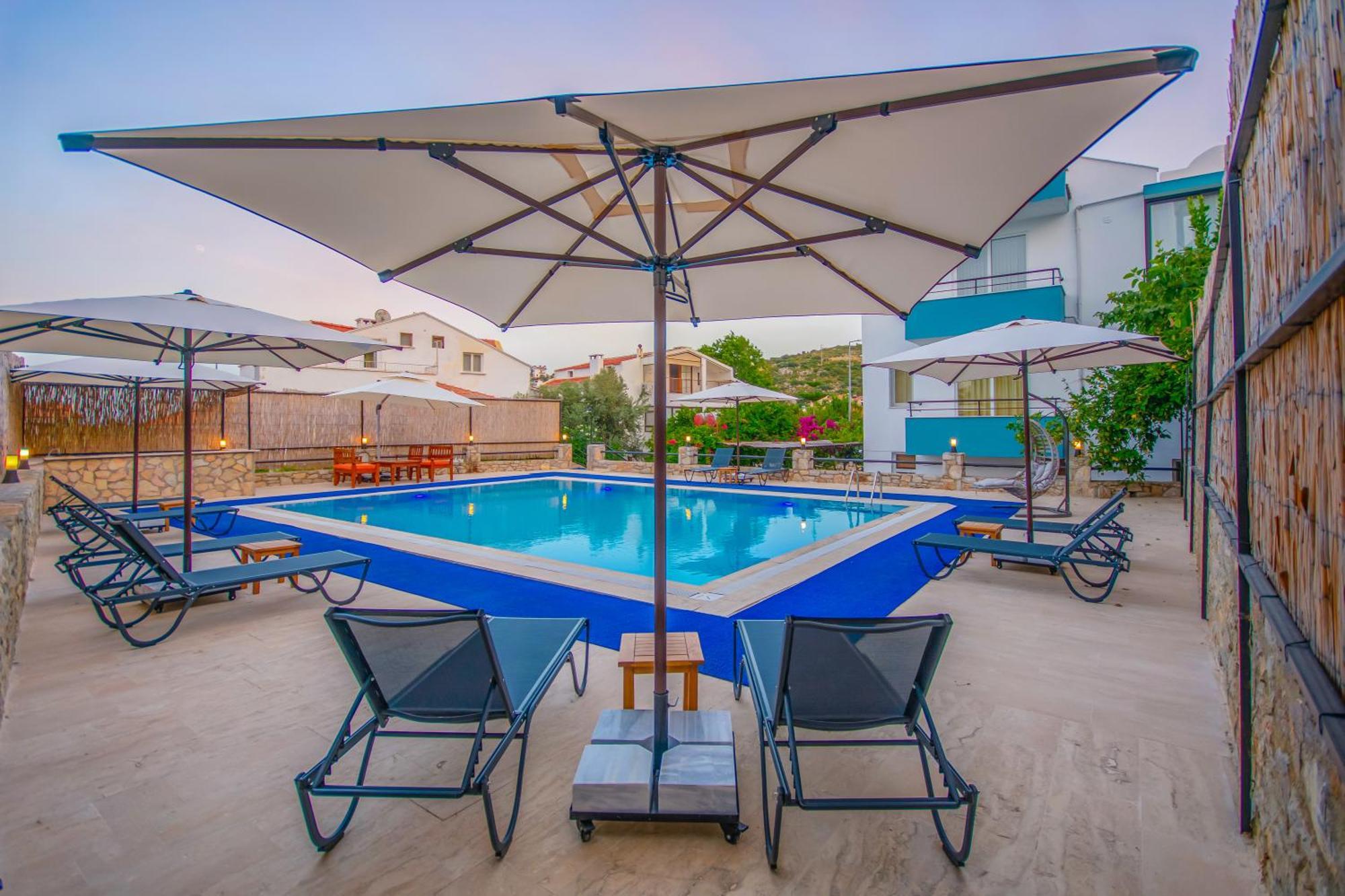 Oezguem Suite Otel Датча Екстер'єр фото