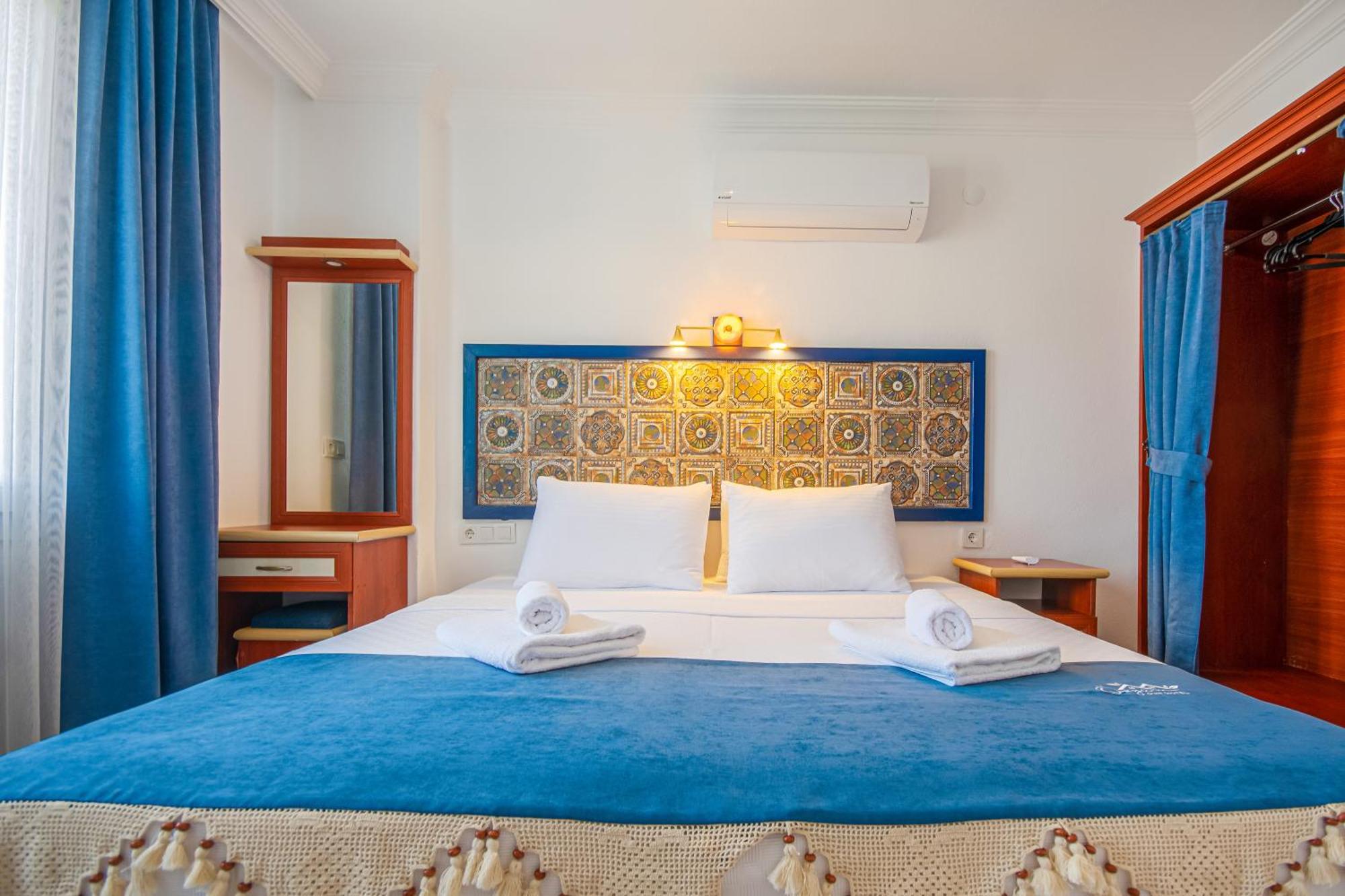 Oezguem Suite Otel Датча Екстер'єр фото